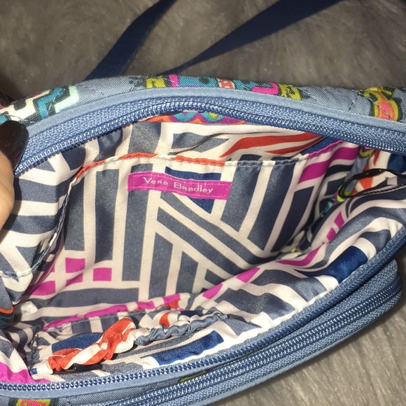 Vera Bradley purse - Picture 2 of 6